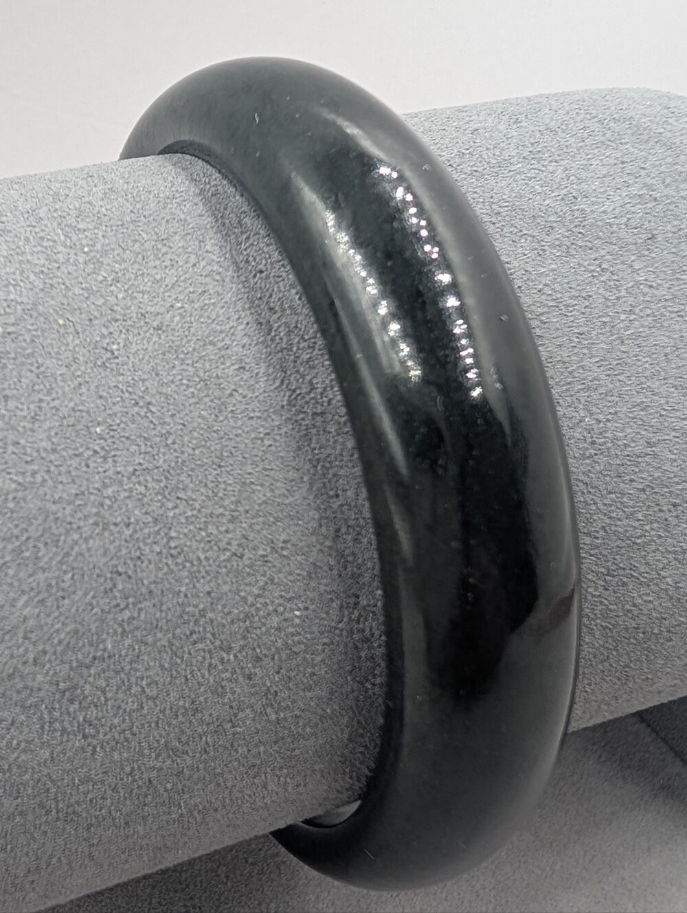 Rich Dark Green Jadeite/Nephrite Style Bangle Bracelet • Smooth Polish 1021
